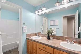 14992 SW Lookout Dr, Portland, OR 97224 - Photo 32