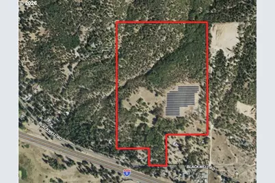 10364 Blackwell Rd, Central Point, OR 97502 - Photo 2