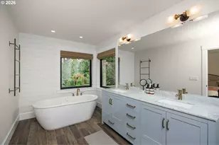 6040 Lakeview Blvd, Lake Oswego, OR 97035 - Photo 22