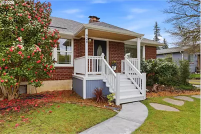 928 9th St, Washougal, WA 98671 - Photo 2