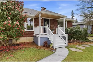 928 9th St, Washougal, WA 98671 - Photo 1