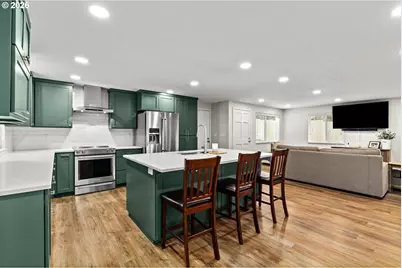 24705 Parkside Dr, Veneta, OR 97487 - Photo 8