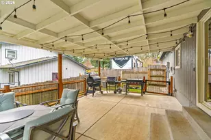 24705 Parkside Dr, Veneta, OR 97487 - Photo 26