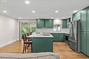 24705 Parkside Dr, Veneta, OR 97487 - Photo 12