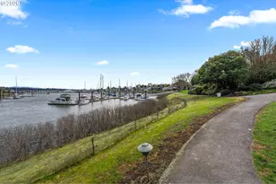 601 N Tomahawk Island Dr, Portland, OR 97217 - Photo 42