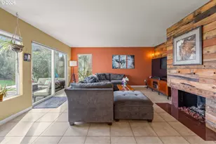 601 N Tomahawk Island Dr, Portland, OR 97217 - Photo 8