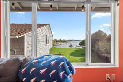 601 N Tomahawk Island Dr, Portland, OR 97217 - Photo 34