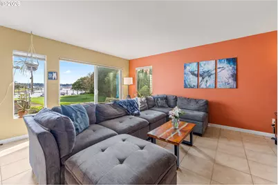 601 N Tomahawk Island Dr, Portland, OR 97217 - Photo 6