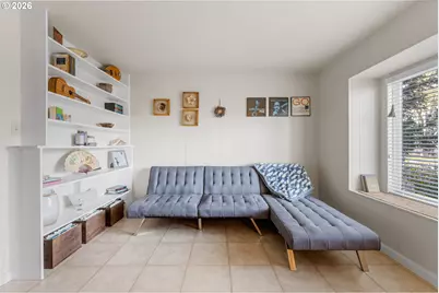 601 N Tomahawk Island Dr, Portland, OR 97217 - Photo 18