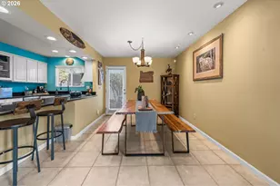 601 N Tomahawk Island Dr, Portland, OR 97217 - Photo 14