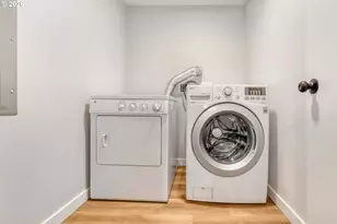 4305 NE 77th Ave, Portland, OR 97218 - Photo 22