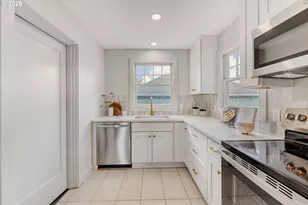 4305 NE 77th Ave, Portland, OR 97218 - Photo 10