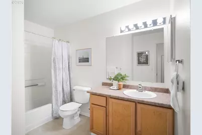 601 NE Russell St, Portland, OR 97212 - Photo 20
