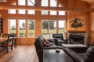 8968 Cliff Swallow Dr, Redmond, OR 97756 - Photo 4