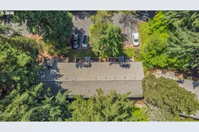 58 Cervantes Cir #8D, Lake Oswego, OR 97035 - Photo 44