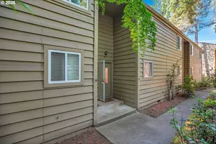 58 Cervantes Cir, Lake Oswego, OR 97035 - Photo 2