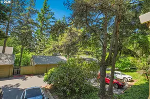 58 Cervantes Cir, Lake Oswego, OR 97035 - Photo 42