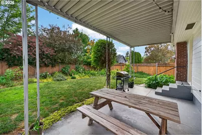 1930 SE Bybee Blvd, Portland, OR 97202 - Photo 28