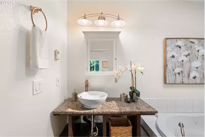 10350 NW Flotoma Dr, Portland, OR 97229 - Photo 28