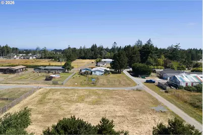 Highland, Bandon, OR 97411 - Photo 16