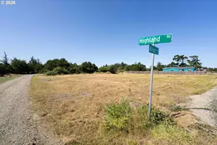 Highland, Bandon, OR 97411 - Photo 1