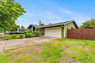 1735 Rainbow Dr, Springfield, OR 97477 - Photo 2