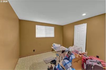 1735 Rainbow Dr, Springfield, OR 97477 - Photo 14