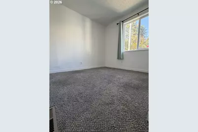 7842 SE Lindy St, Portland, OR 97206 - Photo 10