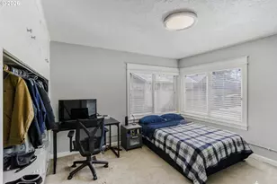 12620 SW 10th St, Beaverton, OR 97005 - Photo 18