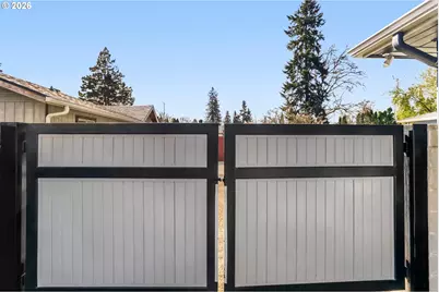 12620 SW 10th St, Beaverton, OR 97005 - Photo 26