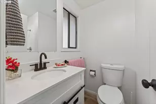 1424 NE 102nd Ave, Vancouver, WA 98664 - Photo 24