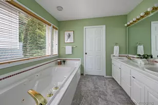 6770 SW Amber Ln, Portland, OR 97225 - Photo 24