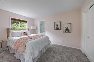 6770 SW Amber Ln, Portland, OR 97225 - Photo 30