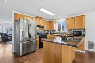 9011 NE 136th Ave, Vancouver, WA 98682 - Photo 2