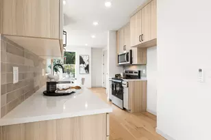 305 SE Jetty Ave, Lincoln City, OR 97367 - Photo 10