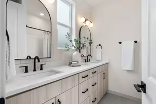 305 SE Jetty Ave, Lincoln City, OR 97367 - Photo 16