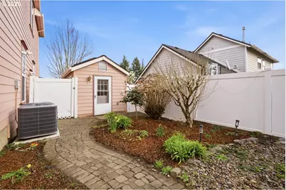 1402 Begonia Ave, Forest Grove, OR 97116 - Photo 46