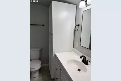 700 N Mill St #21, Creswell, OR 97426 - Photo 8