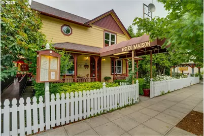 729 NE 3rd St, McMinnville, OR 97128 - Photo 2