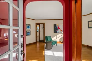 3824 NE 68th Ave, Portland, OR 97213 - Photo 2