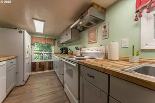 2700 Underhill Ln, West Linn, OR 97068 - Photo 6