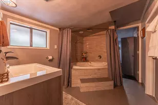 2700 Underhill Ln, West Linn, OR 97068 - Photo 8