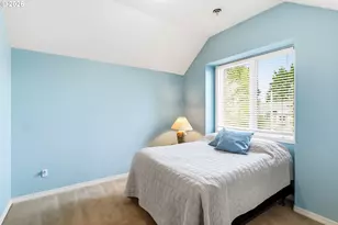 2484 Marylshire Ln, Lake Oswego, OR 97034 - Photo 16