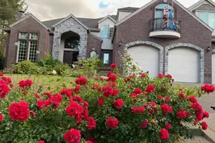 2484 Marylshire Ln, Lake Oswego, OR 97034 - Photo 32