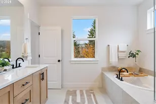 15701 NW Holman Wy, Portland, OR 97229 - Photo 22