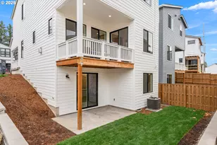 15701 NW Holman Wy, Portland, OR 97229 - Photo 42