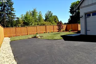 845 Oakleaf Wy, Silverton, OR 97381 - Photo 6