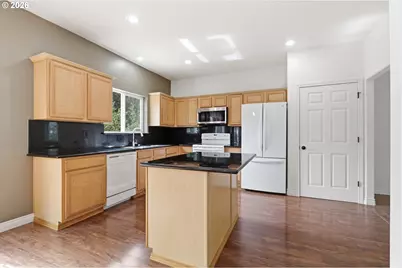 7264 NE Shaleen St, Hillsboro, OR 97124 - Photo 8