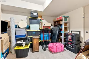 1910 NE 49th Way, Hillsboro, OR 97124 - Photo 40