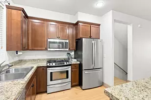 1910 NE 49th Way, Hillsboro, OR 97124 - Photo 12